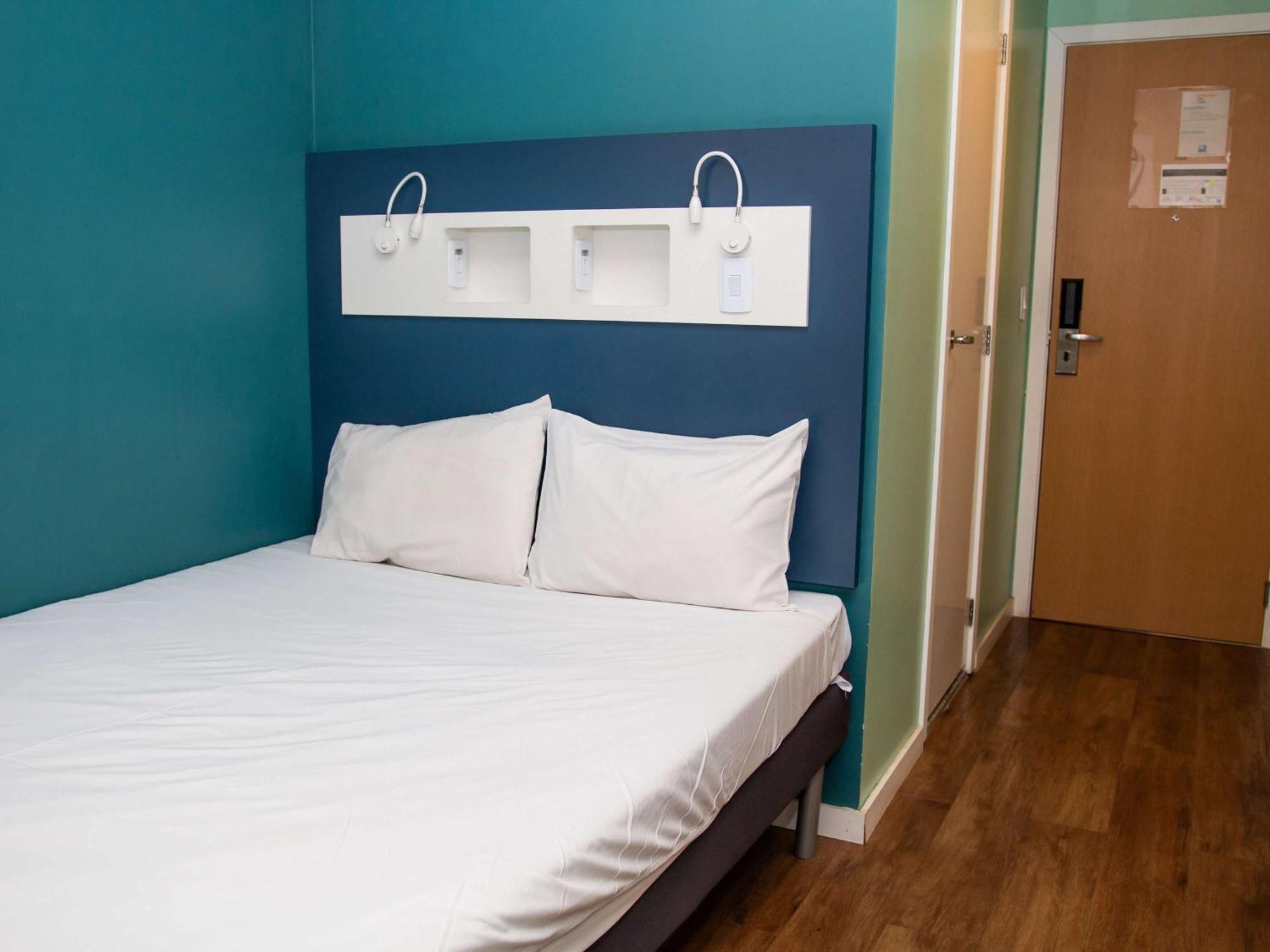 Ibis Budget Itaperuna Esterno foto