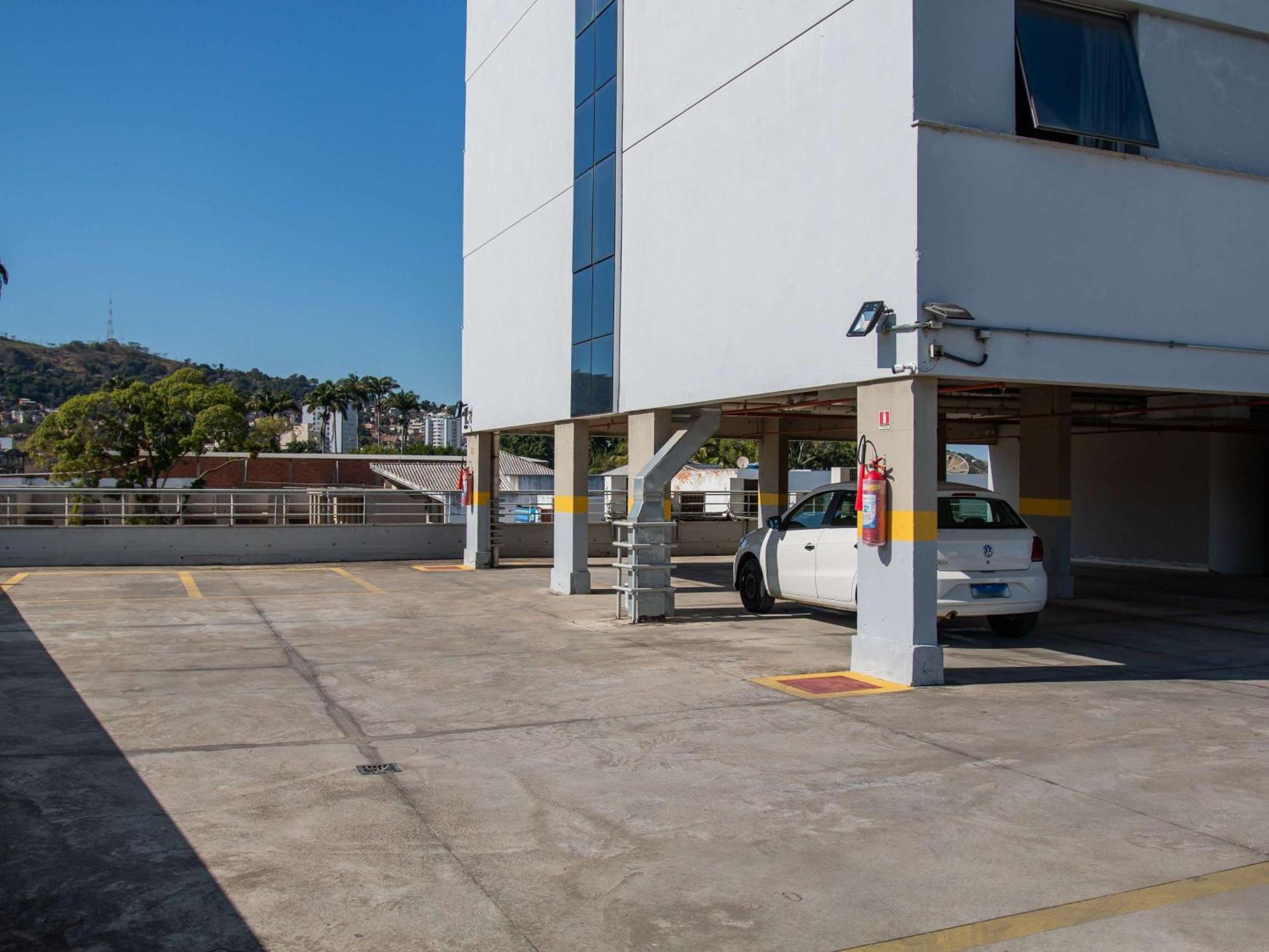 Ibis Budget Itaperuna Esterno foto