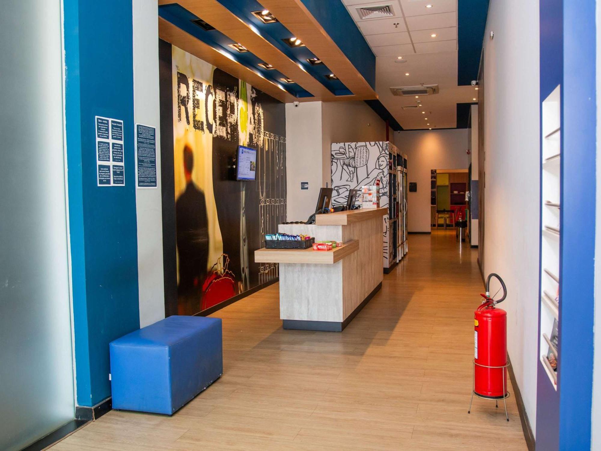 Ibis Budget Itaperuna Esterno foto