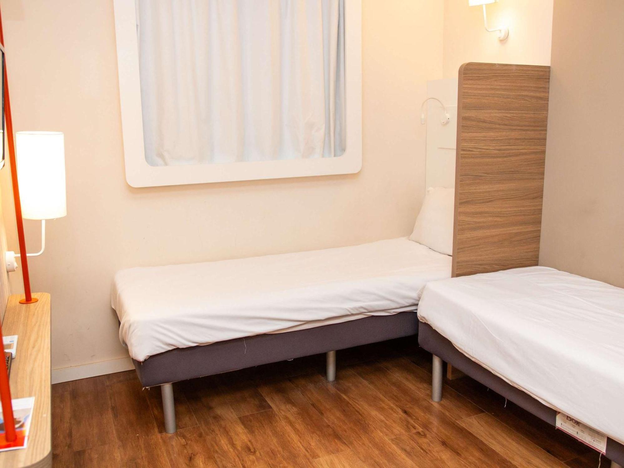 Ibis Budget Itaperuna Esterno foto